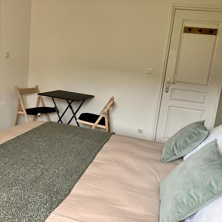 La Gentiane Bed and Breakfast Le Falgoux Exteriör bild